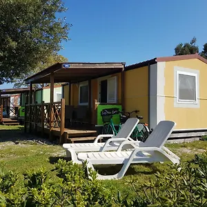 **** Parco vacanze Naturist Mobile Homes Eden In Fkk Ulika Croazia
