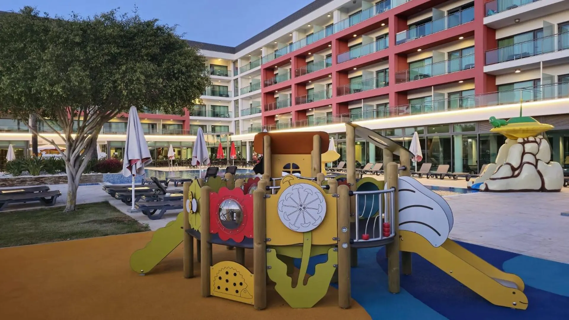 Aquashow Park Hotel Quarteira